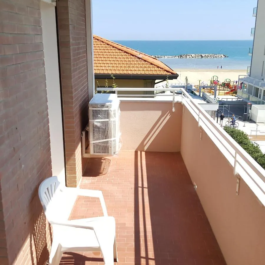 Appartamento 3 Camere Con Vista Sul Mare E Parcheggio Rimini 0*,